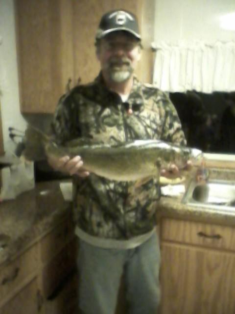 Joel Brophy with his 25" walleye!!